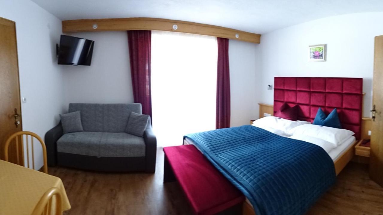 Hotel Restaurant Rosengarten 3*